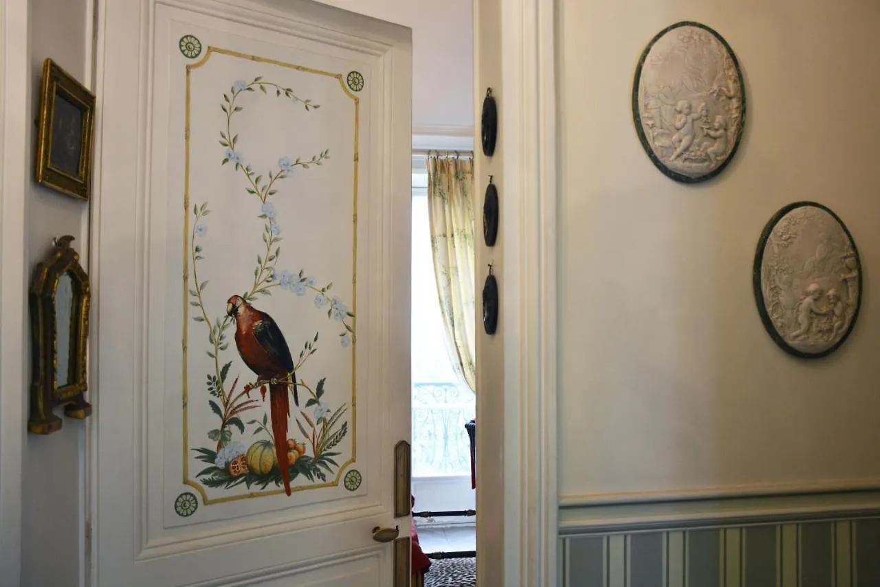 Alma-Eiffel Tower Apartment Paris